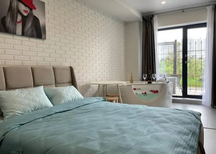 Arkadiya Sky Jakuzi & Angelika 23