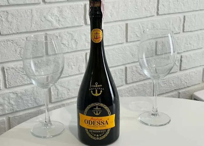 Arkadiya Sky Jakuzi & Angelika 23 * Odessa